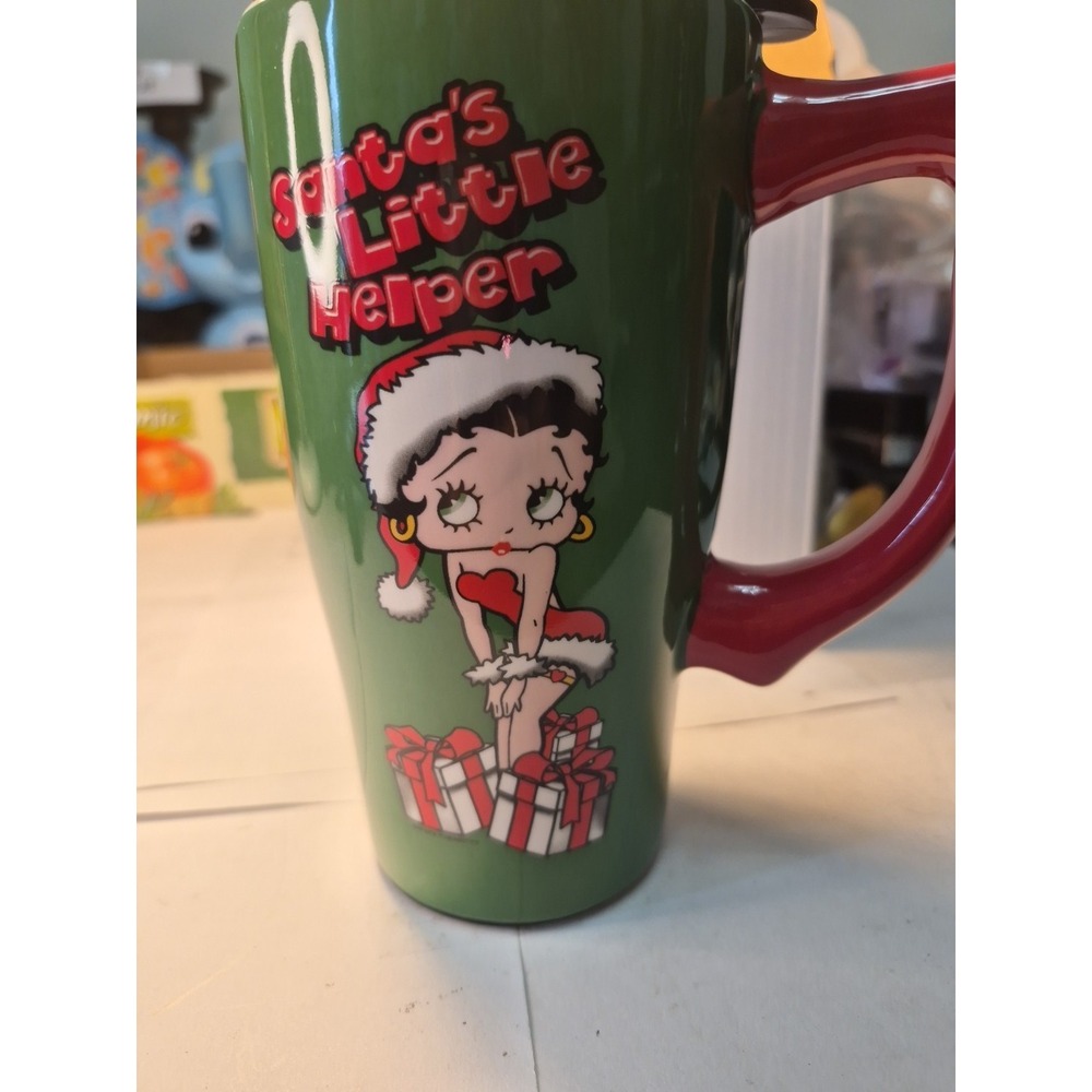 Betty Boop Christmas Ceramic Travel Mug Santas Little Helper Green & Red 12188 - Picture 2 of 5